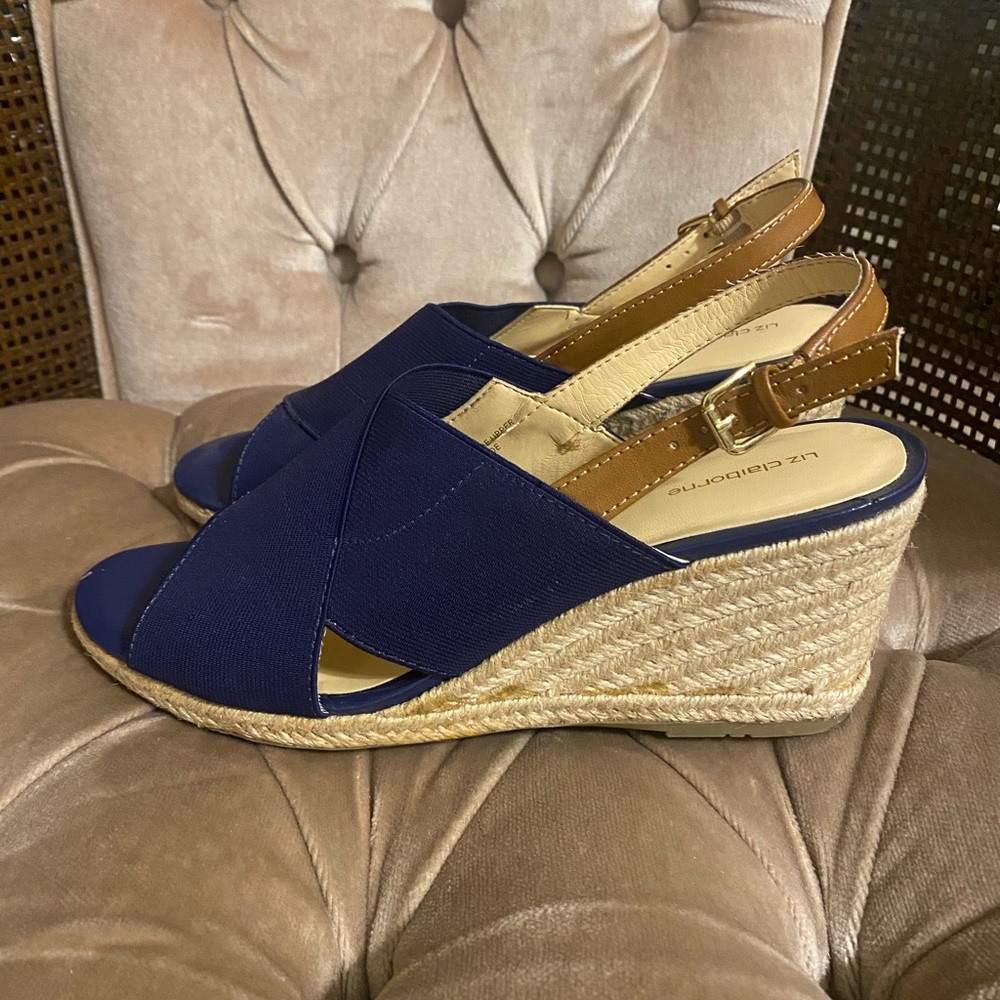 Liz Claiborne Navy Hemp Wedge size 8.5